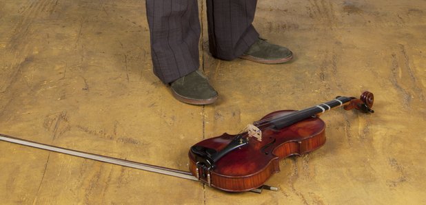 boy violin feet